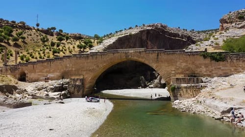 Le pont Severan.