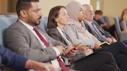 Politisches Forum im Konferenzsaal