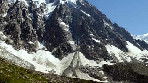 images Cinématographique des montagnes des Alpes