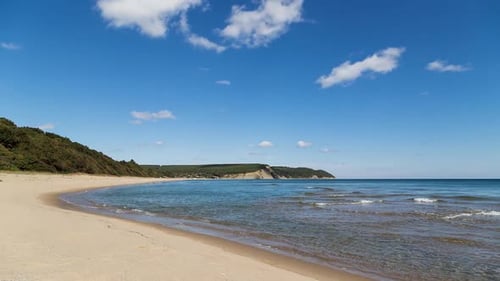 Strand an der bulgarischen Schwarzmeerküste im Sommer