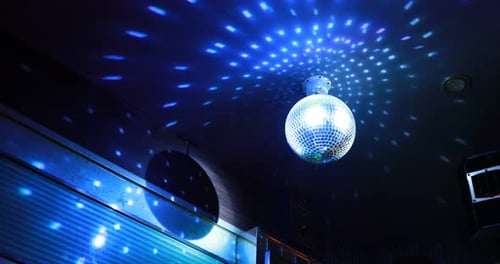 Mirror reflect disco ball