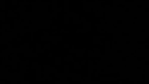 In dunkler Zeitlupe heller starten 1920X1080 FullHD-Aufnahmen - Licht funkelt und Flammen aus Feuerzeug