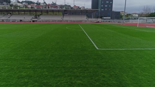 Fußball- oder Fußballfeld mit Grenzlinien Luftbild