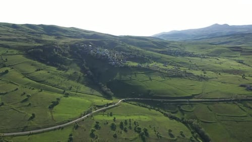 Vue Aérienne Du Village Green Meadows Et Des Collines