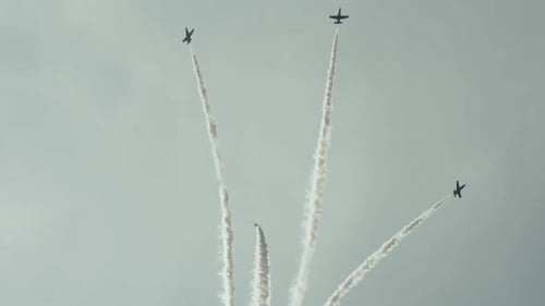 Performances des avions d'entraînement à réaction en formation de combat