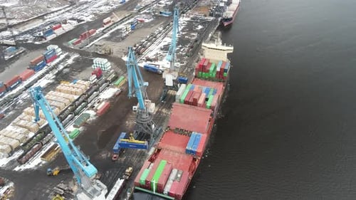 Winter sea port