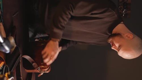 Leather Workshop with your Own Hands DIY Instruction Manual Labor Professional Work Goods for Sale