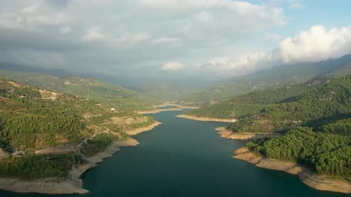 Rivière dans les montagnes d'Alanya, Turquie