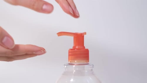 Hands Pump Soap from Dispenser Bottle