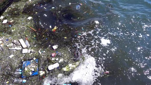 Déchets pollués sur