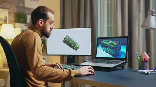 Empresario e ingeniero utilizando software moderno