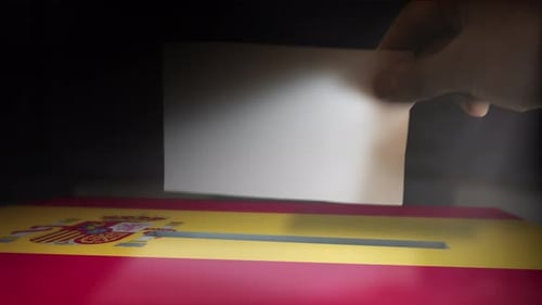 Votación digital compuesta a mano a la bandera nacional de España