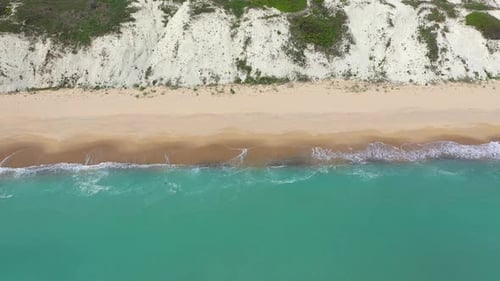 Luftaufnahme eines schönen Strandes am Schwarzen Meer, Bulgarien