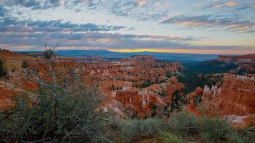 Time Lapse of the amazing rock formations at Bryce Canyon.