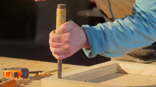 Woodworking with Hammer and Chisel