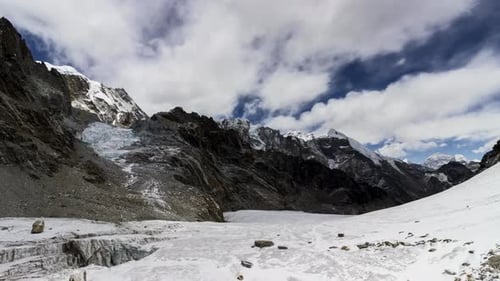 Cho La Pass