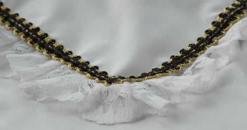 Festliches Halsband