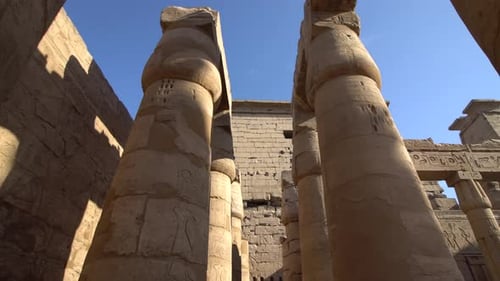 Templo de Luxor en Luxor, antigua Tebas, Egipto. El templo de Luxor es un gran templo egipcio antiguo
