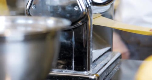 Making Fresh Pasta with Manual Machine