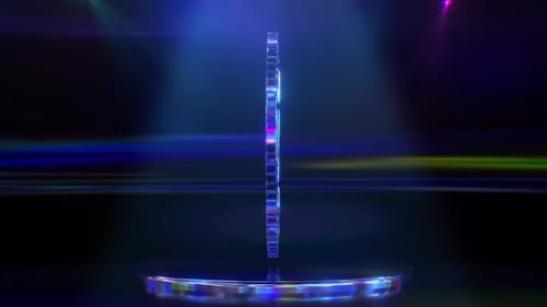 Diamond Bitcoin rotiert auf dunklem Hintergrund mit Neonbeleuchtung