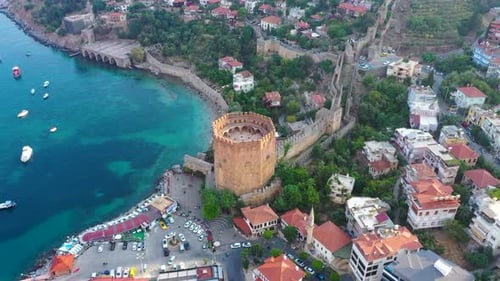 Castillo de Alanya Alanya Kalesi Vista aérea de la montaña y la ciudad de Turquía