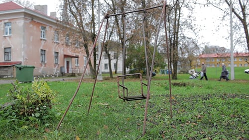 Broken Child's Swing 2