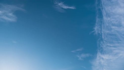 Timelapse d'un ciel bleu