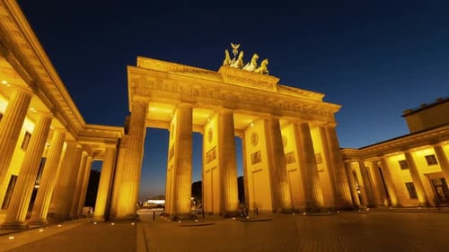 Tourists at Brandenburg Gate
