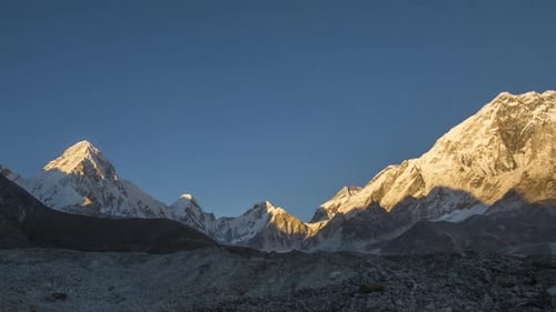 Pumori Mountain. Himalaya, Nepal