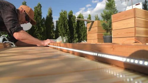 Construction Worker Building Garden Wooden Element