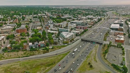 Paisaje urbano aéreo de la zona urbana de Denver, Colorado, Estados Unidos