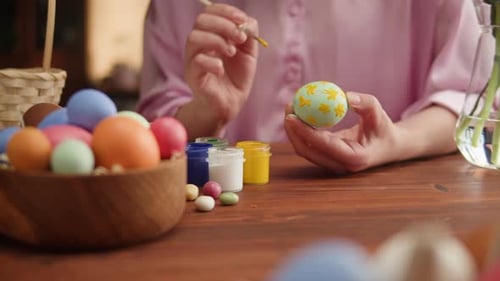 Decorating Easter Eggs with Paint