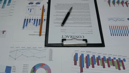 Contrat Commercial Sur Un Bureau Dans Un Bureau Moderne