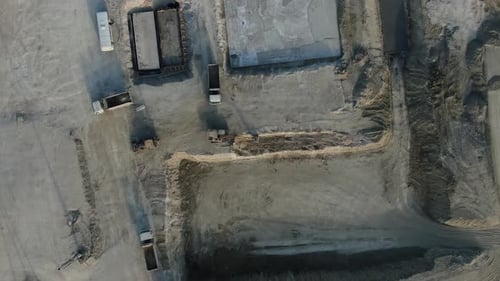 Blick von oben auf die Baustelle