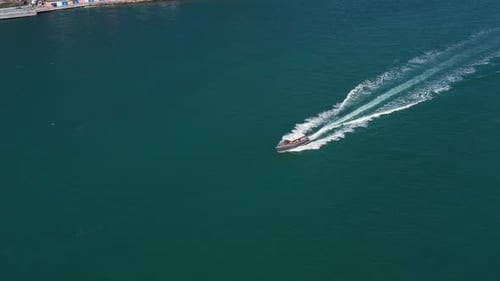 Istanbul, Bebek, Bosporus, Meer, Boot, Frachtschiffe Und Brücke
