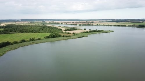 Yanovichskoe Lake And The Vymnyanka River 06
