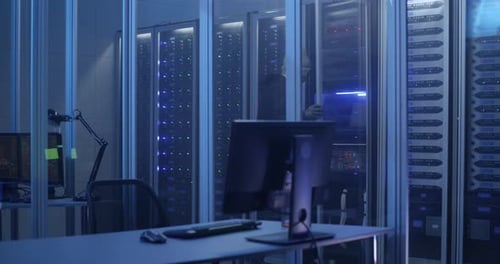 Des pirates informatiques pénètrent dans un centre de données