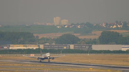 Widebody Airlane Landing