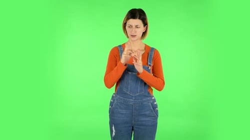Woman Thinks About Something, No Idea. Green Screen