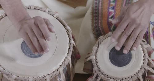 batteur percussions interprète de musique indienne art beats