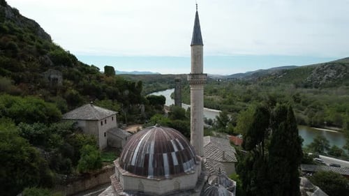 Le dôme de la mosquée Sisman Ibrahim Pacha