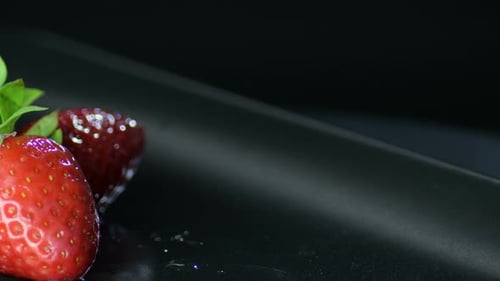 Natürliche Erdbeeren Fruit Gyrating