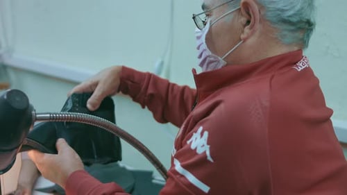 The Man Who is Disabled Makes Shoes