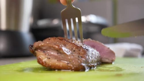 duck breast slicing