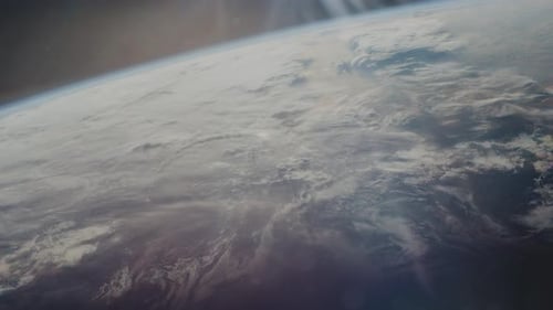 Männliches Auge zoomen zum nuklearen Start