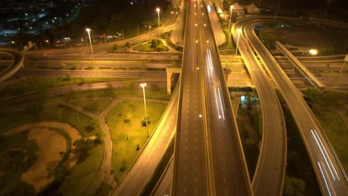 4K : Hyperlapse ou Dronelapse Vue de dessus des carrefours routiers