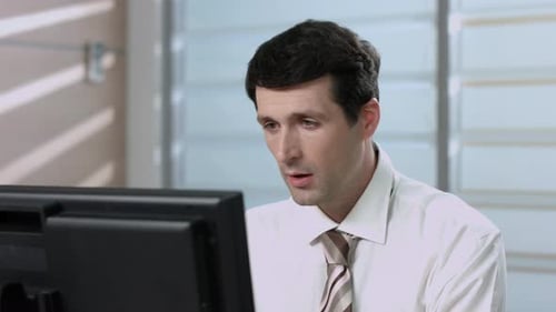 Überrascht Clerk.