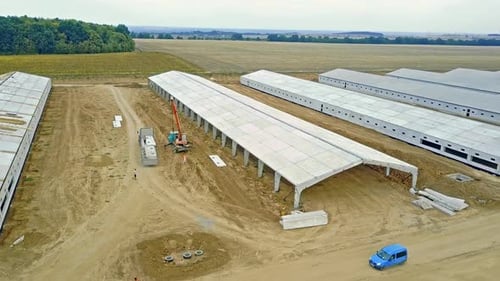 Der Bau von landwirtschaftlichen Betrieben