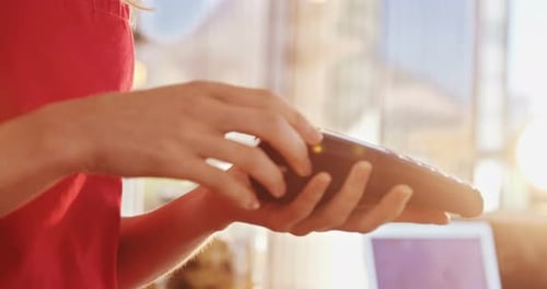 Contactless Payment with Mobile Phone App