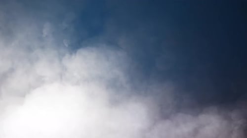Steam mit blauem Hintergrund